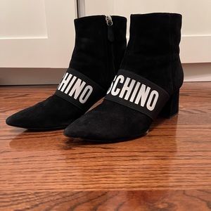Moschino black short chunk heel boots
